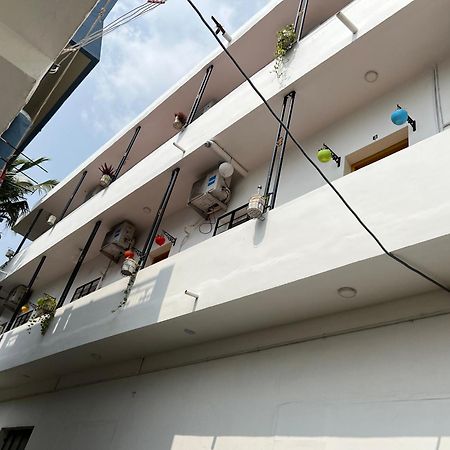 מלון Pūrnānkuppam Kavieya Residency מראה חיצוני תמונה