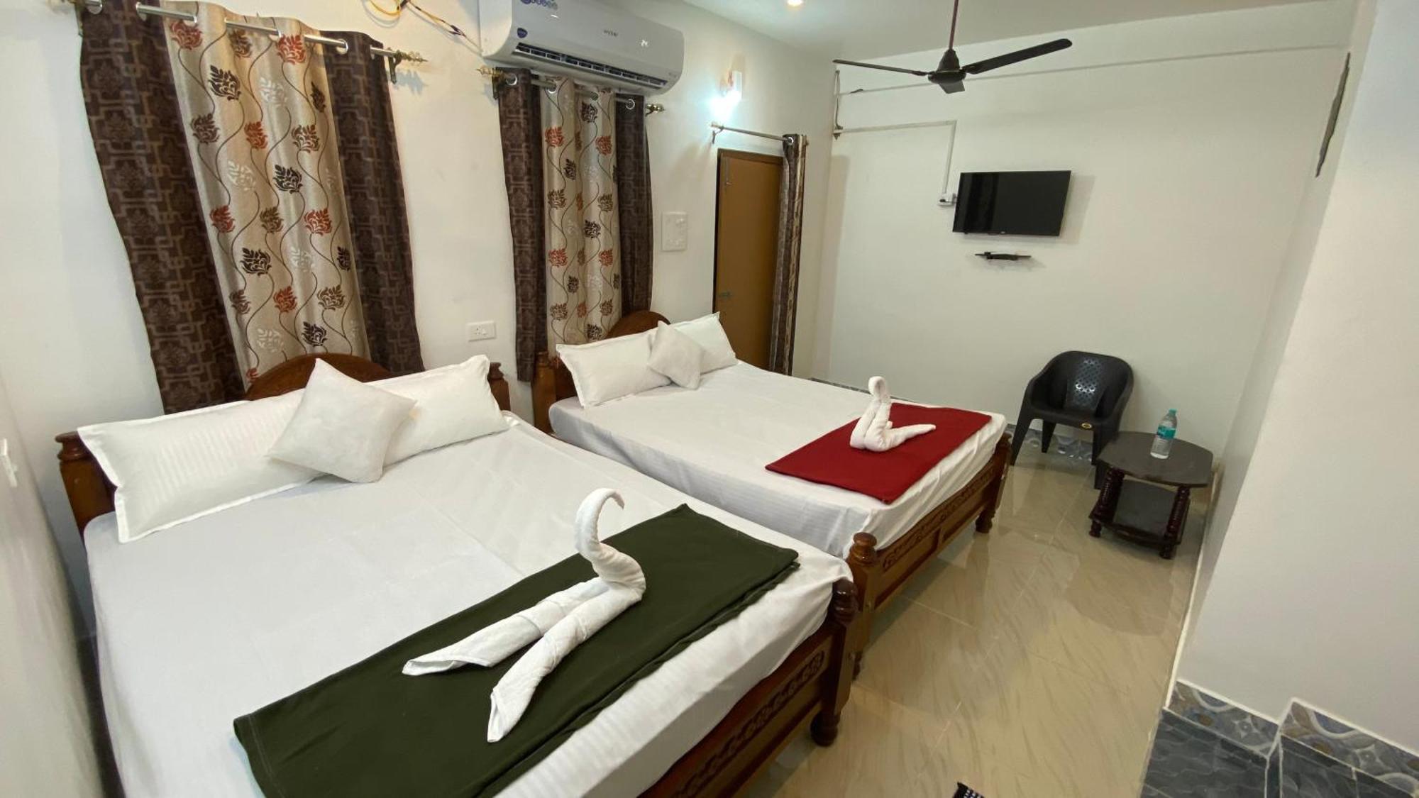 מלון Pūrnānkuppam Kavieya Residency מראה חיצוני תמונה